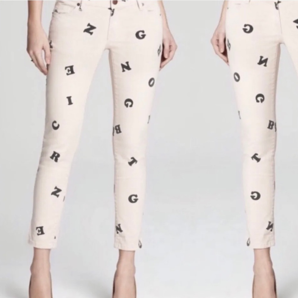 NWT BCBG Generation Jasper Novelty Alphabet letters Nude skinny jeans, size 23”